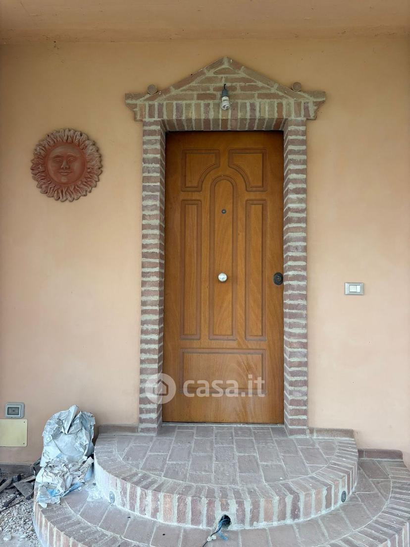 Villa in Via Dante Alighieri 23 — foto 32 di 48