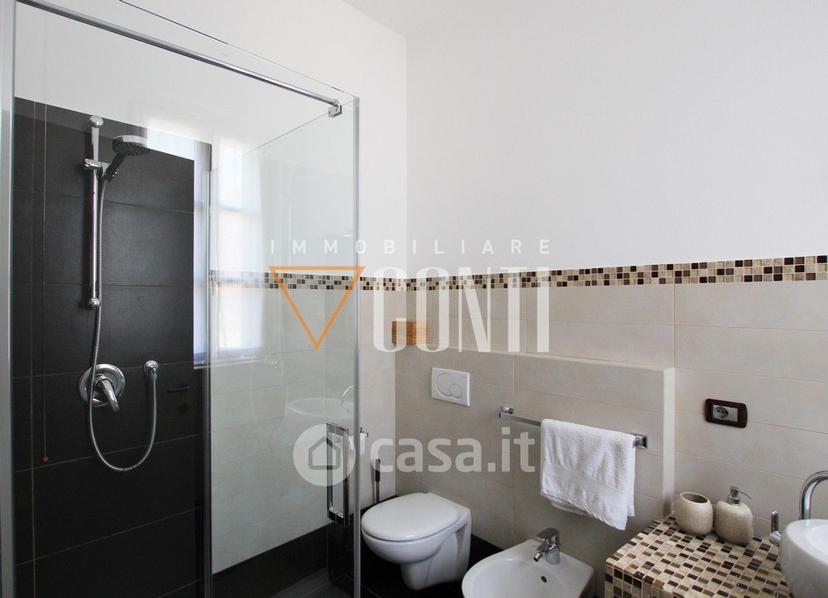 Trilocale in Via Toscani 8 — foto 8 di 32