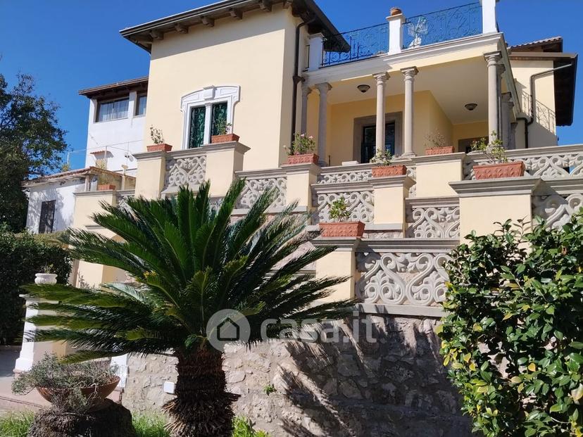 Villa in Via Catena 24 — foto 15 di 30