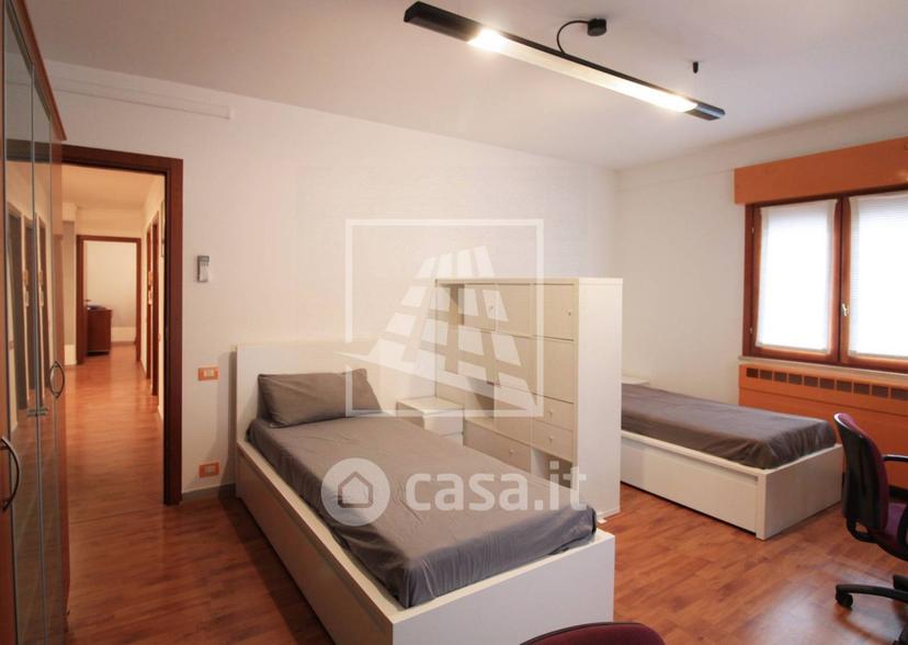 Quadrilocale in Via Monte Marmolada 10 — foto 10 di 23
