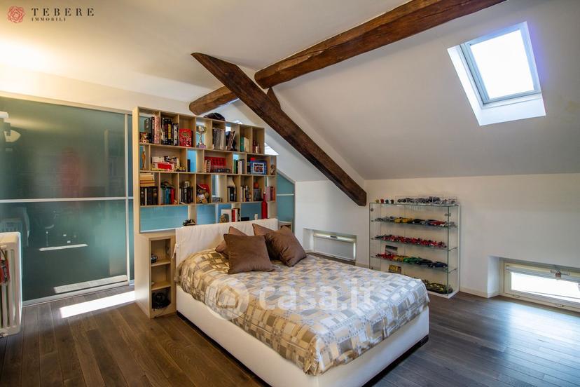 Villa in Corso XX Settembre 50 — foto 15 di 47