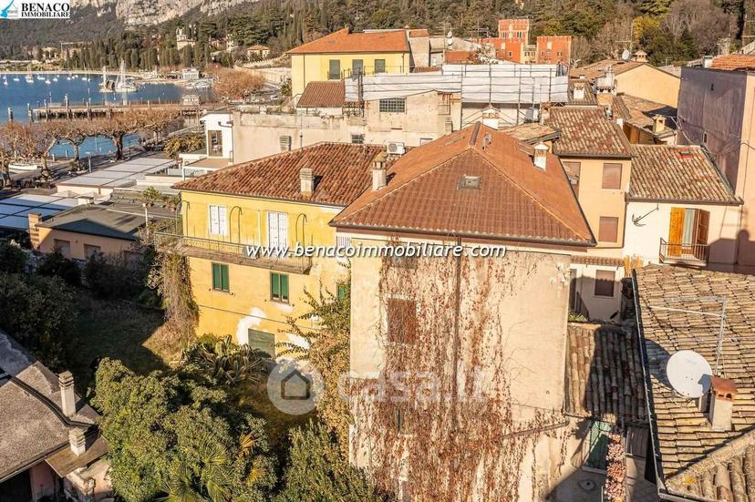 Villa in Lungo Lago Regina Adelaide — foto 15 di 16