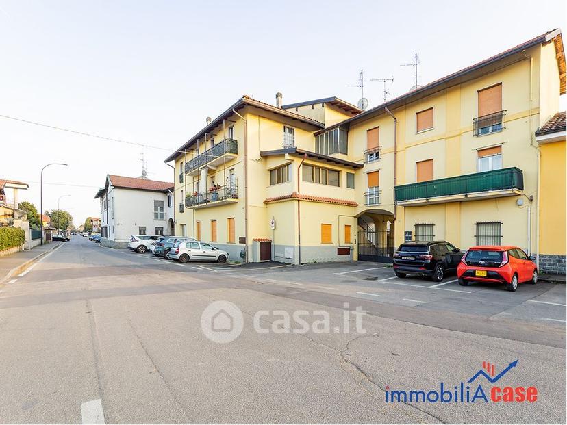 Trilocale in Via Pietro Toselli 4 — foto 3 di 34
