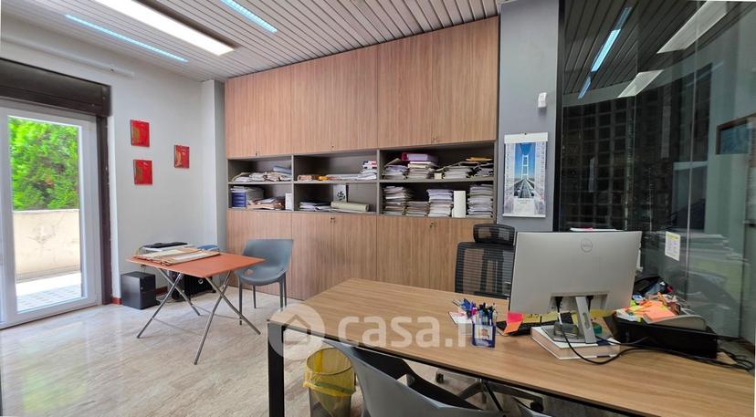 Appartamento in Via Donato Bramante 19 — foto 3 di 52