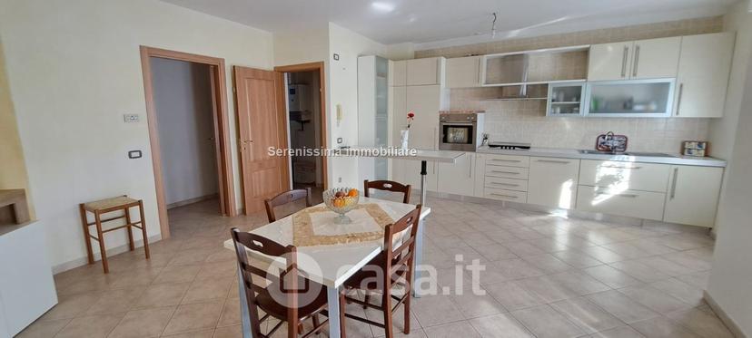 Quadrilocale in Via Lago di Garda — foto 7 di 29