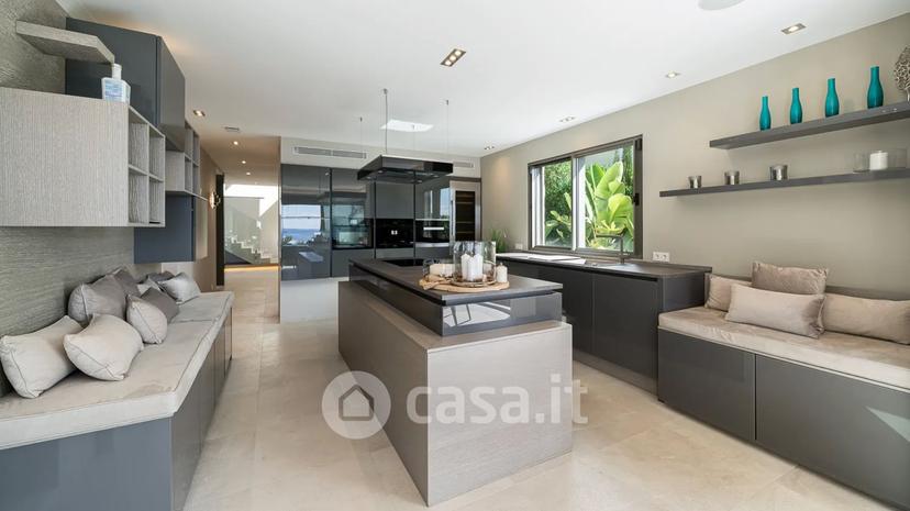 Villa in Via Vanzetti 69 — foto 41 di 44