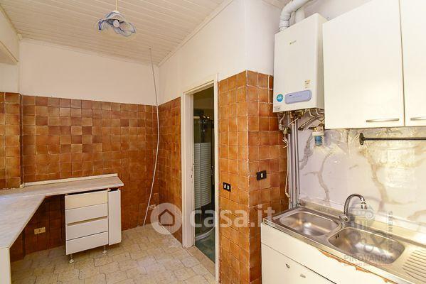 Bilocale in Via San Simpliciano 17 — foto 2 di 40