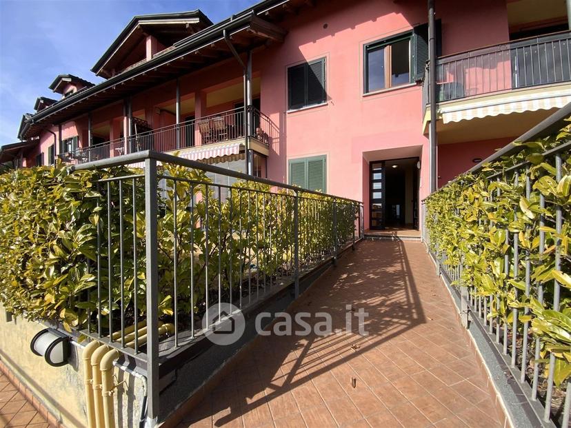 Trilocale in Via Per Invorio 2 — foto 6 di 30