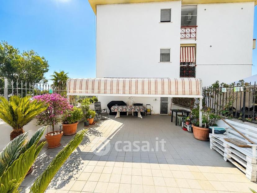 Trilocale in Via della Viola 15 — foto 13 di 33