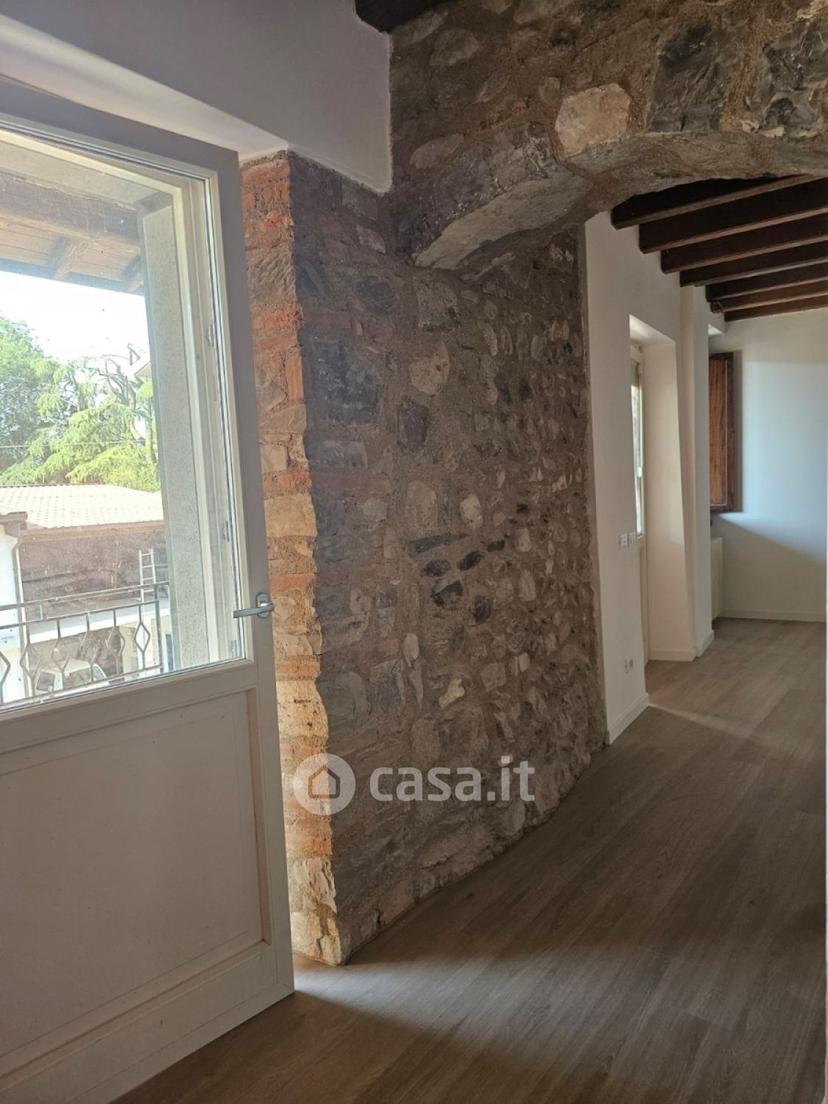 Trilocale in Via Duca d'Aosta — foto 13 di 16