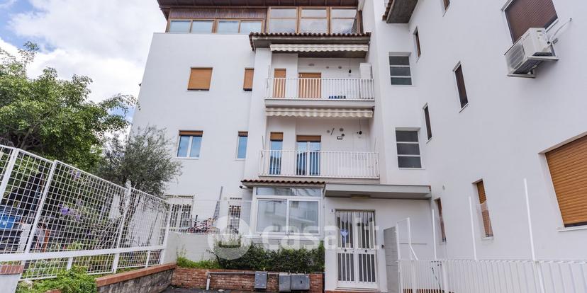 Appartamento in Via Livorno 3 — foto 28 di 33