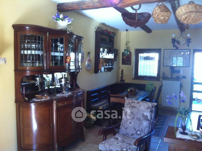 Villa in Località Canonica — foto 10 di 17
