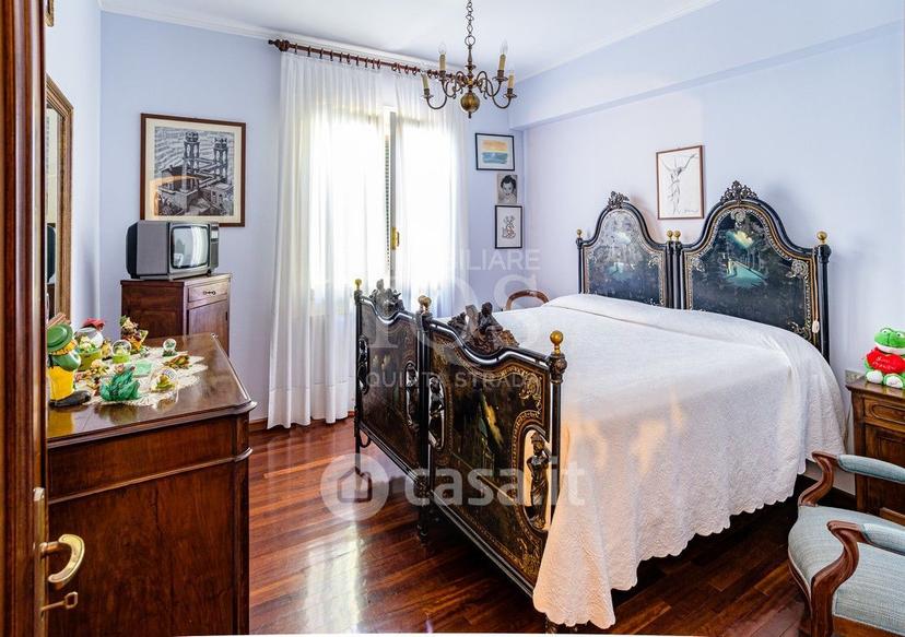 Villa in Via U. Foscolo 16 — foto 27 di 31