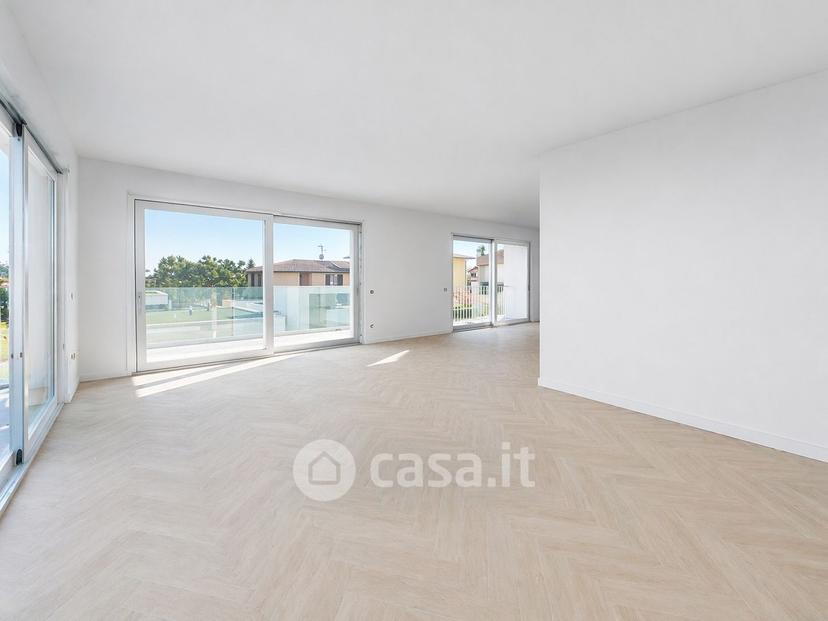 Quadrilocale in Via Meucci — foto 9 di 30