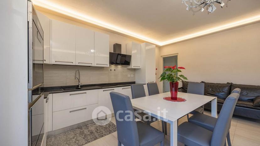 Villa in Via Molinara 4 — foto 5 di 50