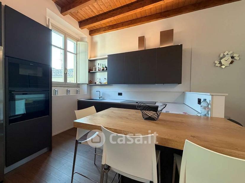 Trilocale in Via Simone del Pozzo 9 — foto 9 di 30