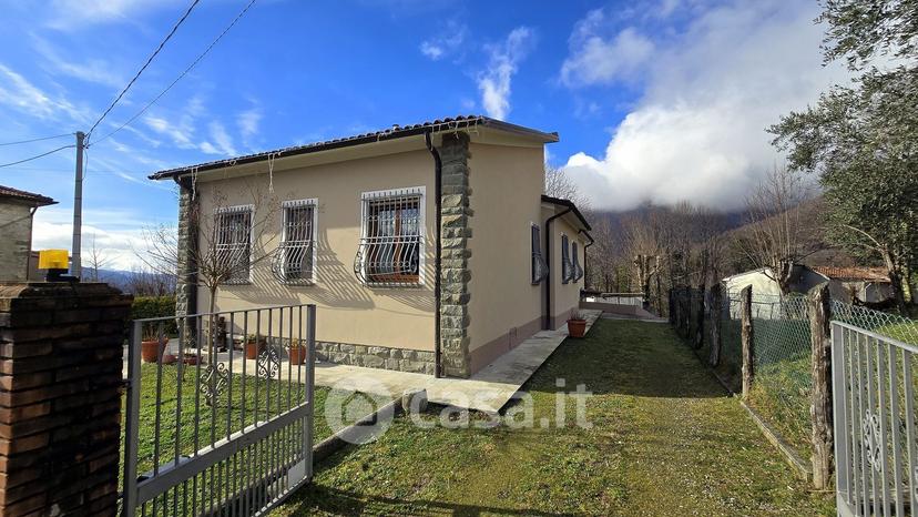 Villa in Via Contessa Casalini 30 — foto 21 di 39