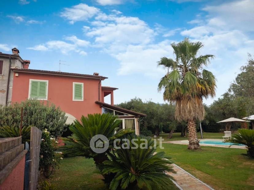 Villa in Via Frasso — foto 3 di 36