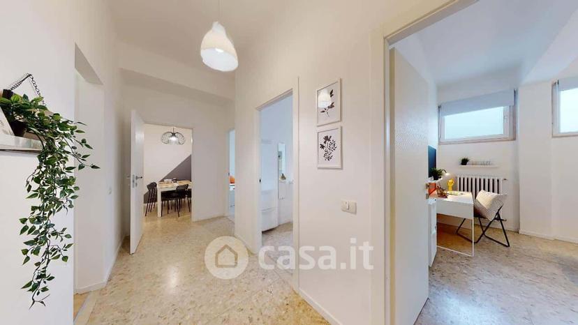 Stanza in Via Nicolò Tommaseo 31 — foto 12 di 19