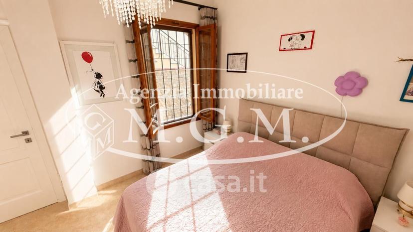 Quadrilocale in Via Fratelli Rosselli — foto 40 di 43