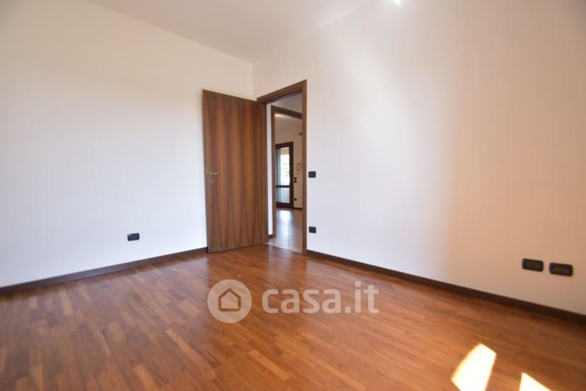Quadrilocale in Via della Libertà 7 — foto 3 di 17