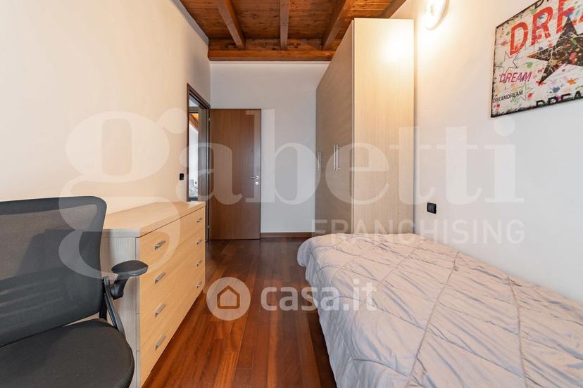 Trilocale in Via Carlo Alberto Dalla Chiesa 20 — foto 4 di 26
