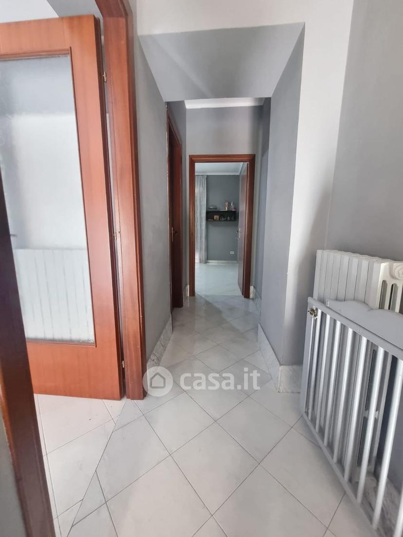 Trilocale in Via Cosimo Petrillo 132 — foto 19 di 30