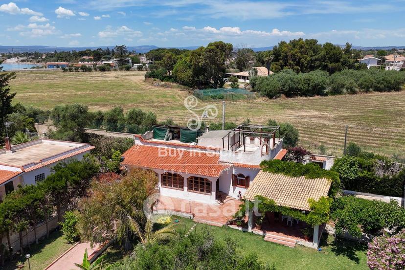 Villa in Via Filippo de Filippi 11 — foto 47 di 57