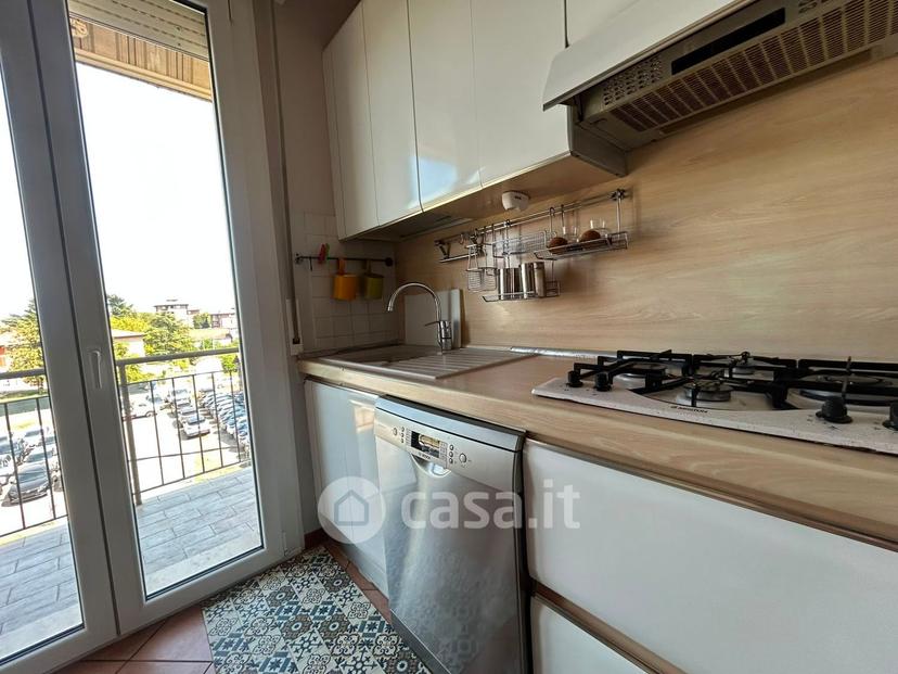 Stanza in Via Emilia Ovest 41