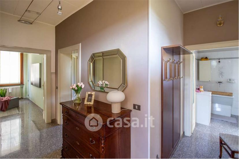 Villa in Via IV Novembre — foto 39 di 60