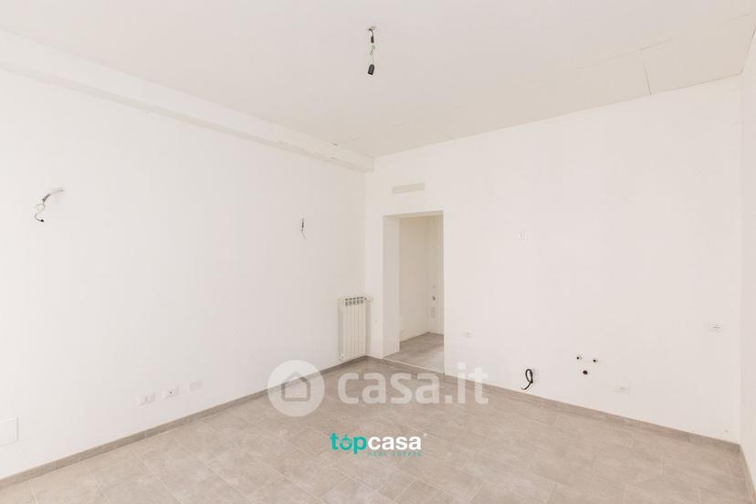 Bilocale in Via Milano 2 — foto 22 di 23