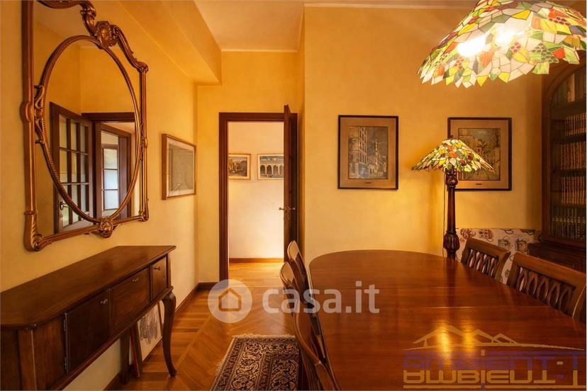 Villa in Via Edmondo de Amicis 6 — foto 21 di 51