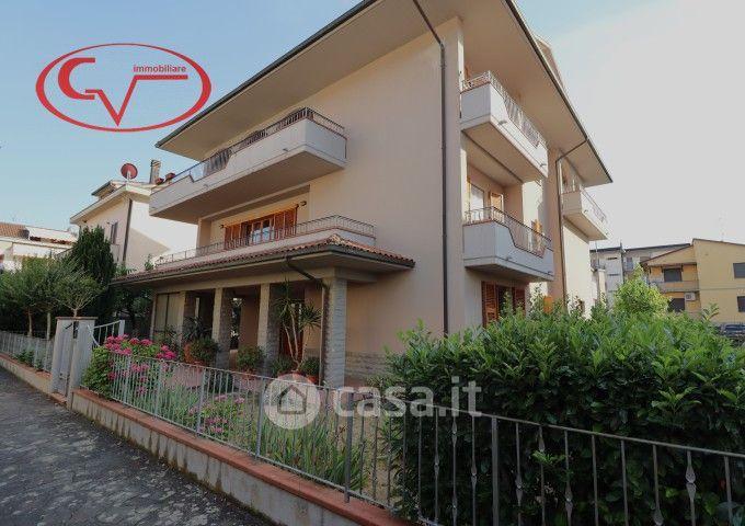 Villa in Via Gustavo Borsari — foto 16 di 56