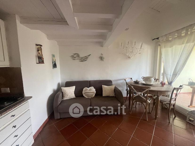 Trilocale in Via Porto Rotondo — foto 16 di 24