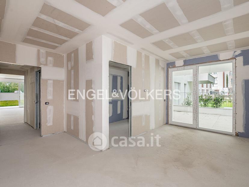 Quadrilocale in Via Meucci 6 — foto 8 di 12