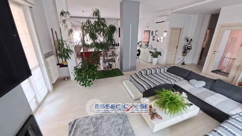 Appartamento in Via Salvatore Quasimodo 25 — foto 29 di 46