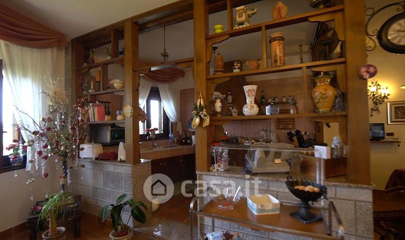 Villa in Via dei Carpini 1 — foto 33 di 51