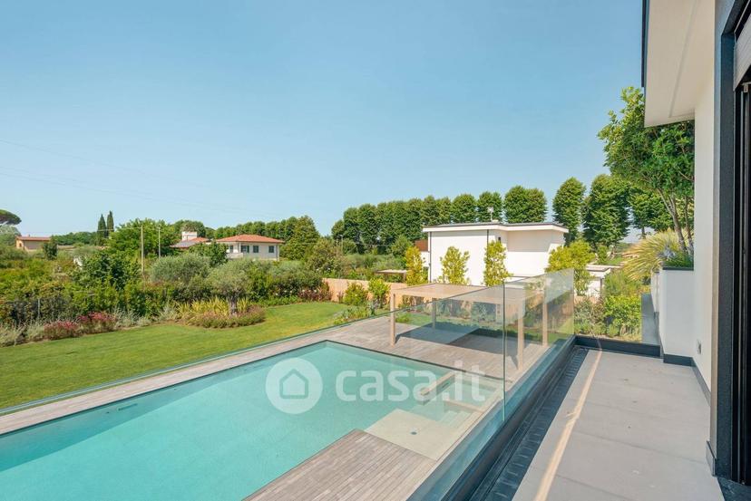 Villa in Via di Tonfano — foto 26 di 38