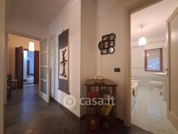 Trilocale in Via Martiri di Bellona 14