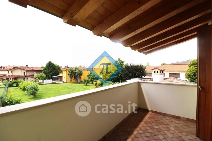 Villa in Via Cappuccini — foto 11 di 13