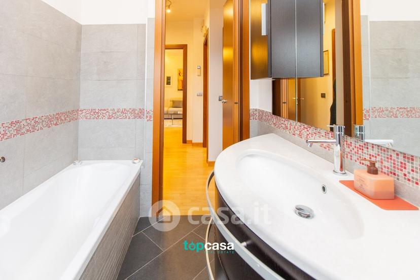 Quadrilocale in Viale Stelvio 169 — foto 32 di 42