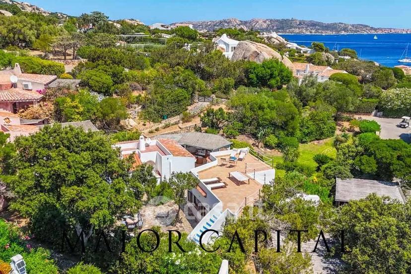 Villa in Via Alicante — foto 48 di 63