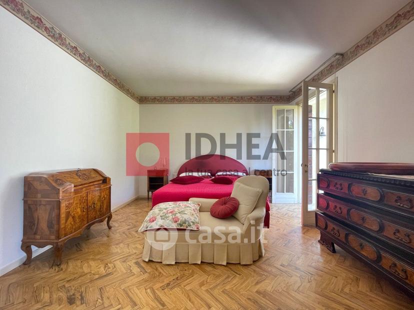Villa in Via IV Novembre — foto 8 di 39