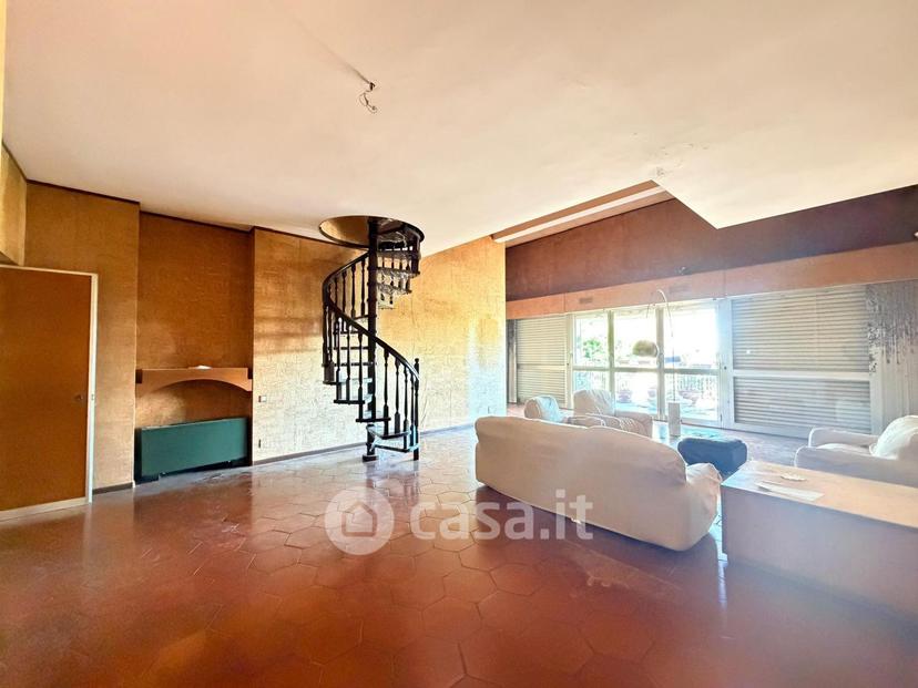 Quadrilocale in Via Bezzecca 36 — foto 10 di 33