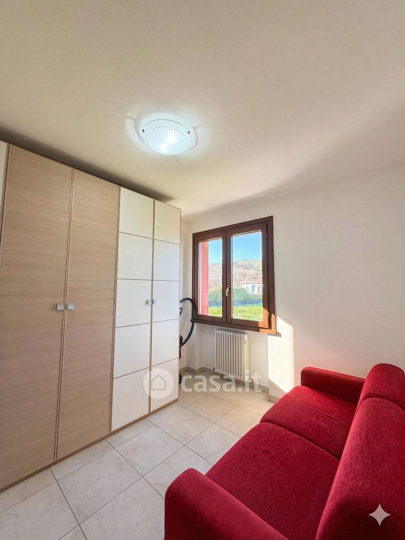 Quadrilocale in Via Maria Lunga 12 — foto 10 di 31