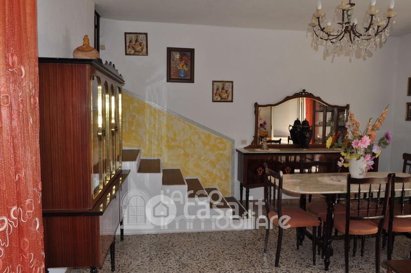 Appartamento in Via Fontana della Terra — foto 36 di 49