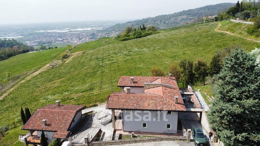 Trilocale in Località Codera — foto 13 di 16