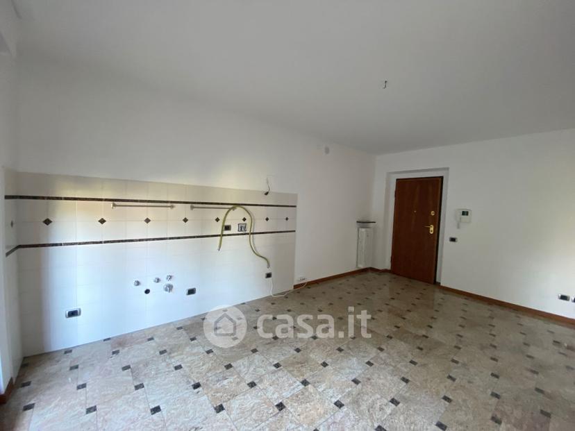 Trilocale in Via San Defendente — foto 12 di 17