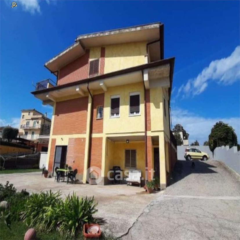 Appartamento in Via delle Nottue 18 — foto 24 di 30