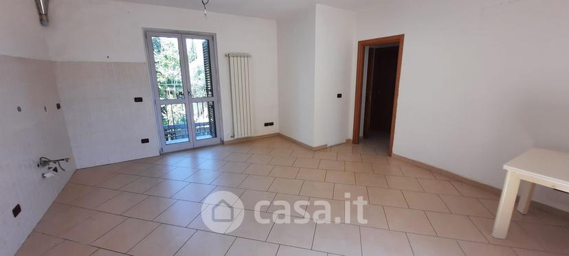 Trilocale in Contrada Barbone — foto 4 di 20